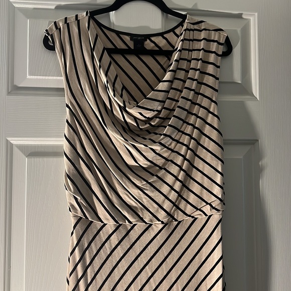 Stripe sleeveless dress - Picture 2 of 5